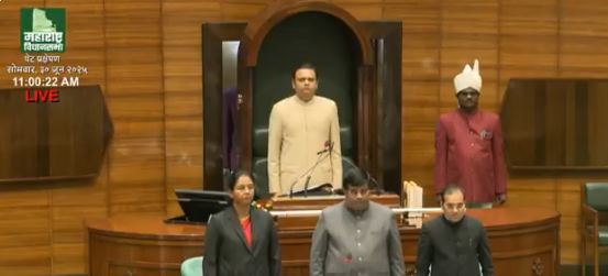 ‘वंदे मातरम्‌’ व ‘राज्यगीता’ने पावसाळी अधिवेशनाच्या विधानसभेच्या कामकाजास प्रारंभ