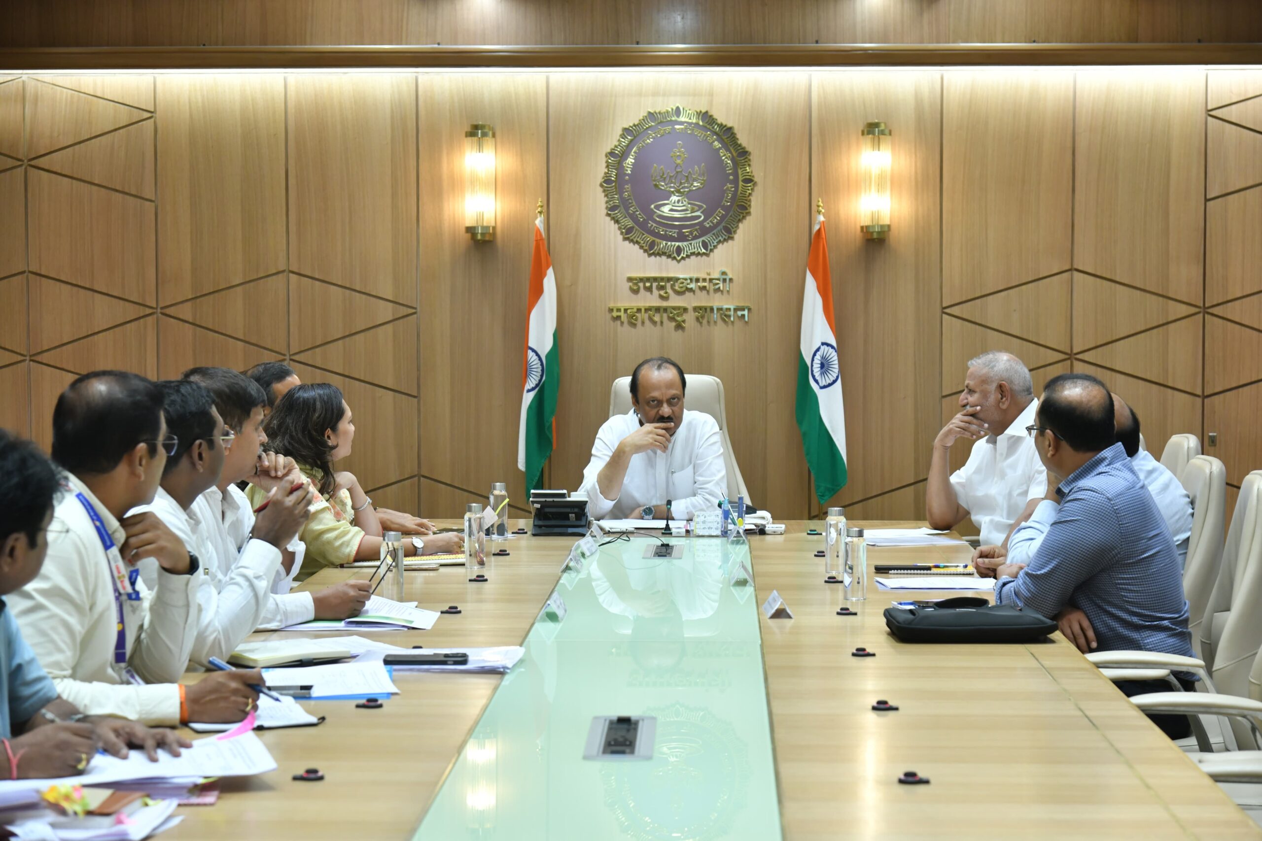 महाराष्ट्राच्या खेळाडूंना वैद्यकीय विमा कवच देण्यासाठी तातडीने प्रस्ताव सादर करा – उपमुख्यमंत्री अजित पवार