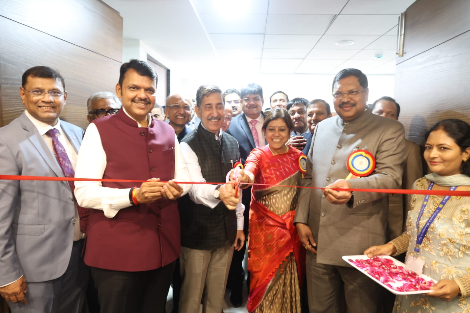 कायद्याचे शिक्षण आणि प्रत्यक्ष न्यायालयीन कामकाजातील दरी भरून काढण्यासाठी ही अकॅडमी ठरणार महत्त्वाची – मुख्यमंत्री देवेंद्र फडणवीस